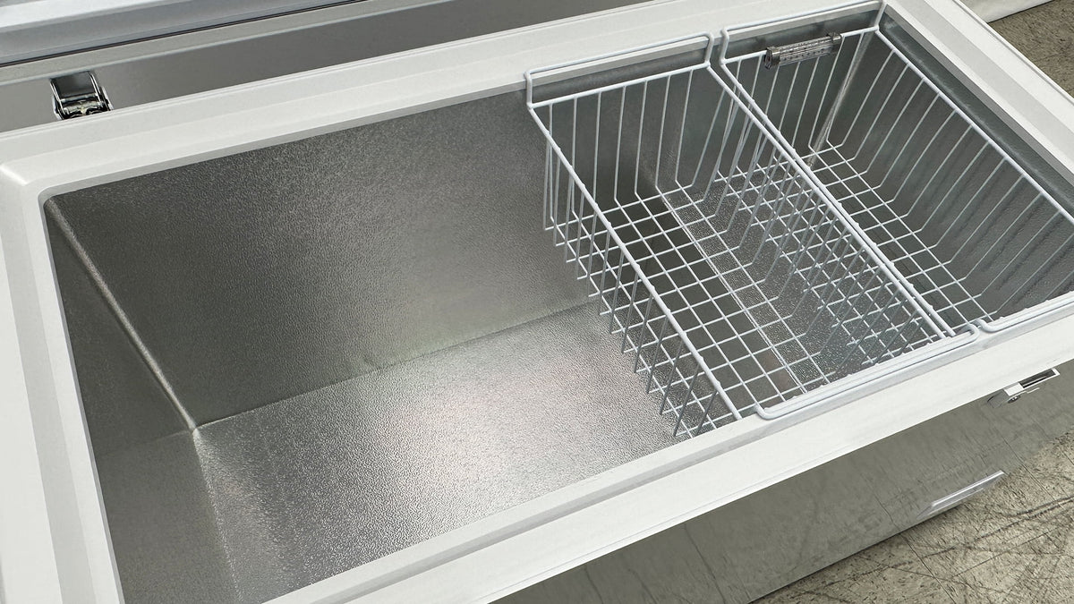 50 inch 13 cu ft Chest Freezer D15302
