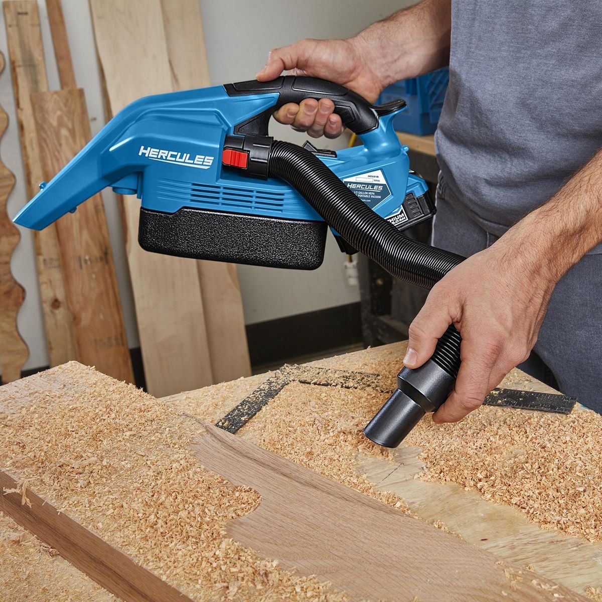 20V Cordless Wet/Dry Portable Vacuum F64566