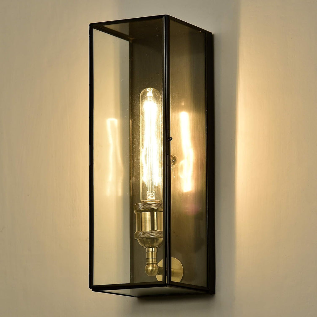 Brass Outdoor Wall Sconce with Clear Tempered Glass R800733
