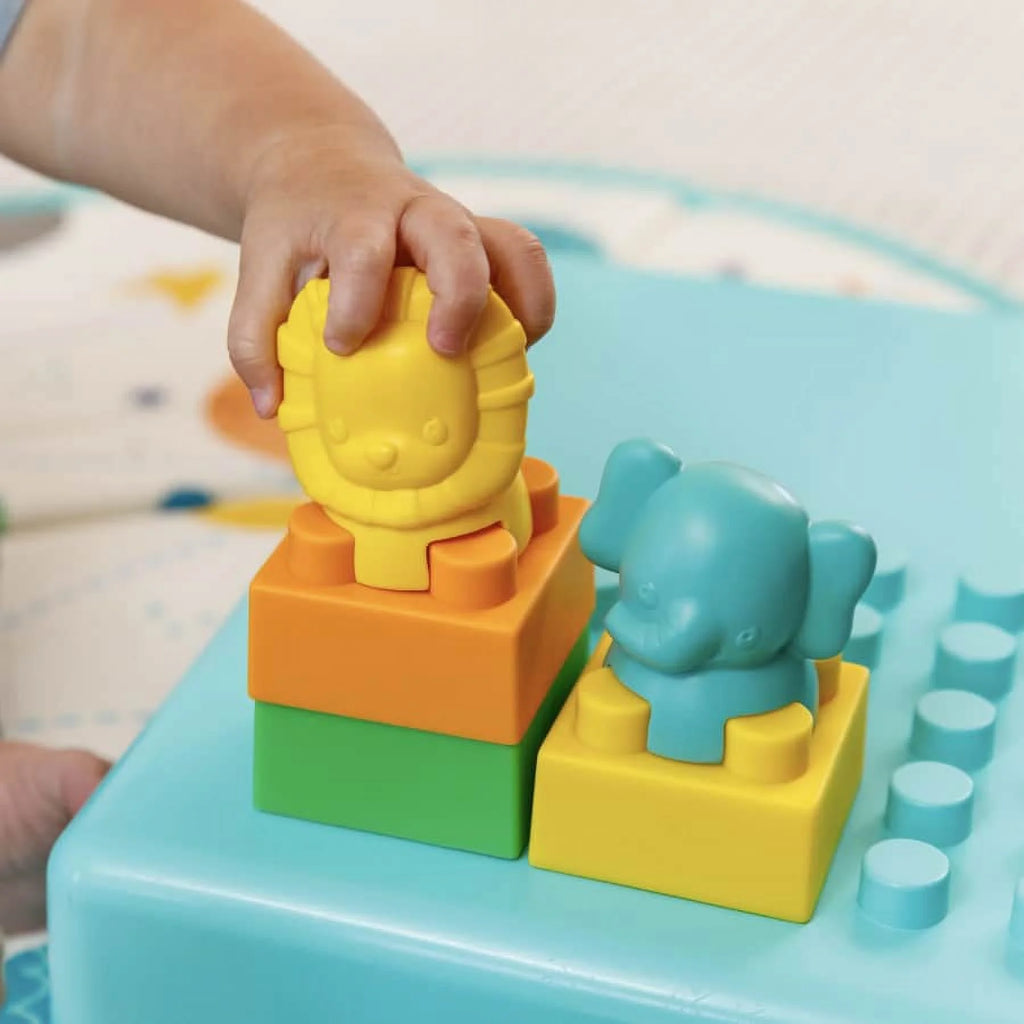 14-Piece Multicolor Building Blocks Activity Station Q3209
