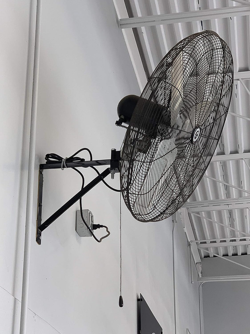 Commercial Wall Mount Fan P71203