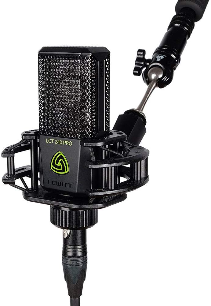 Black Condenser Microphone with XLR Cable and Pop Filter G43563