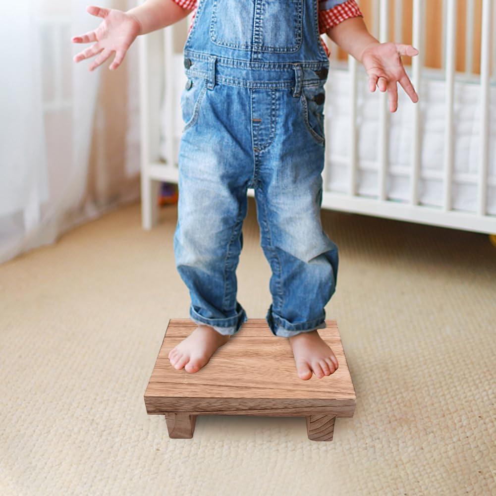 Wood Step Stool V979026