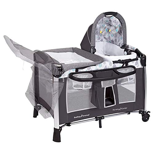 Portable Playard with Bassinet and Changing Table C42745