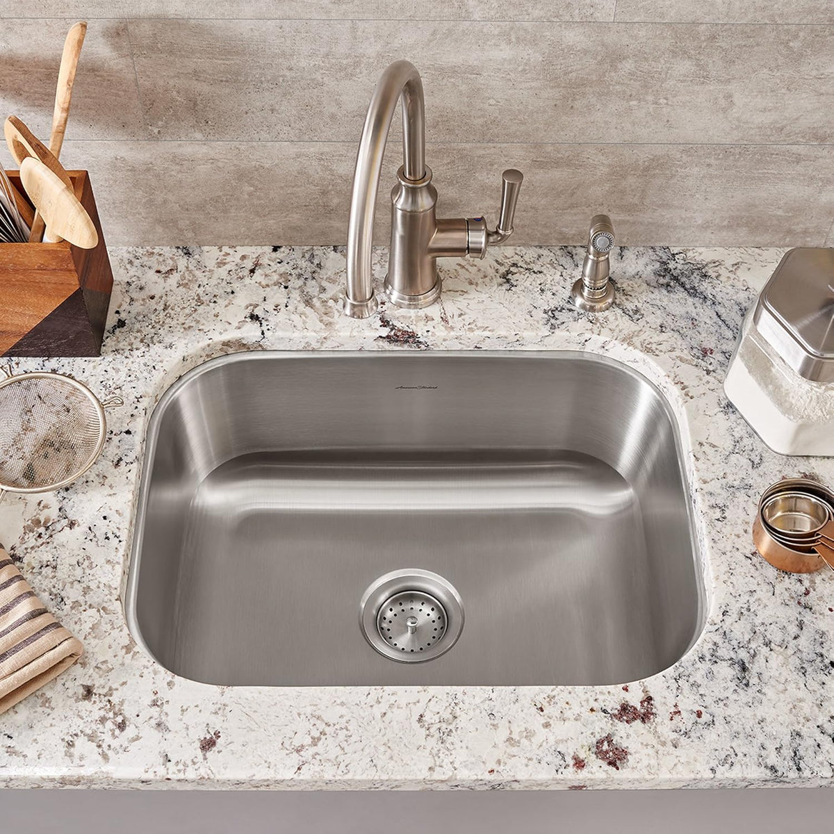 Stainless Steel Undermount Single Bowl Kitchen Sink W907270