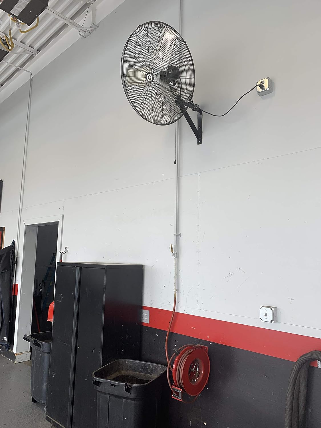 Commercial Wall Mount Fan P71203