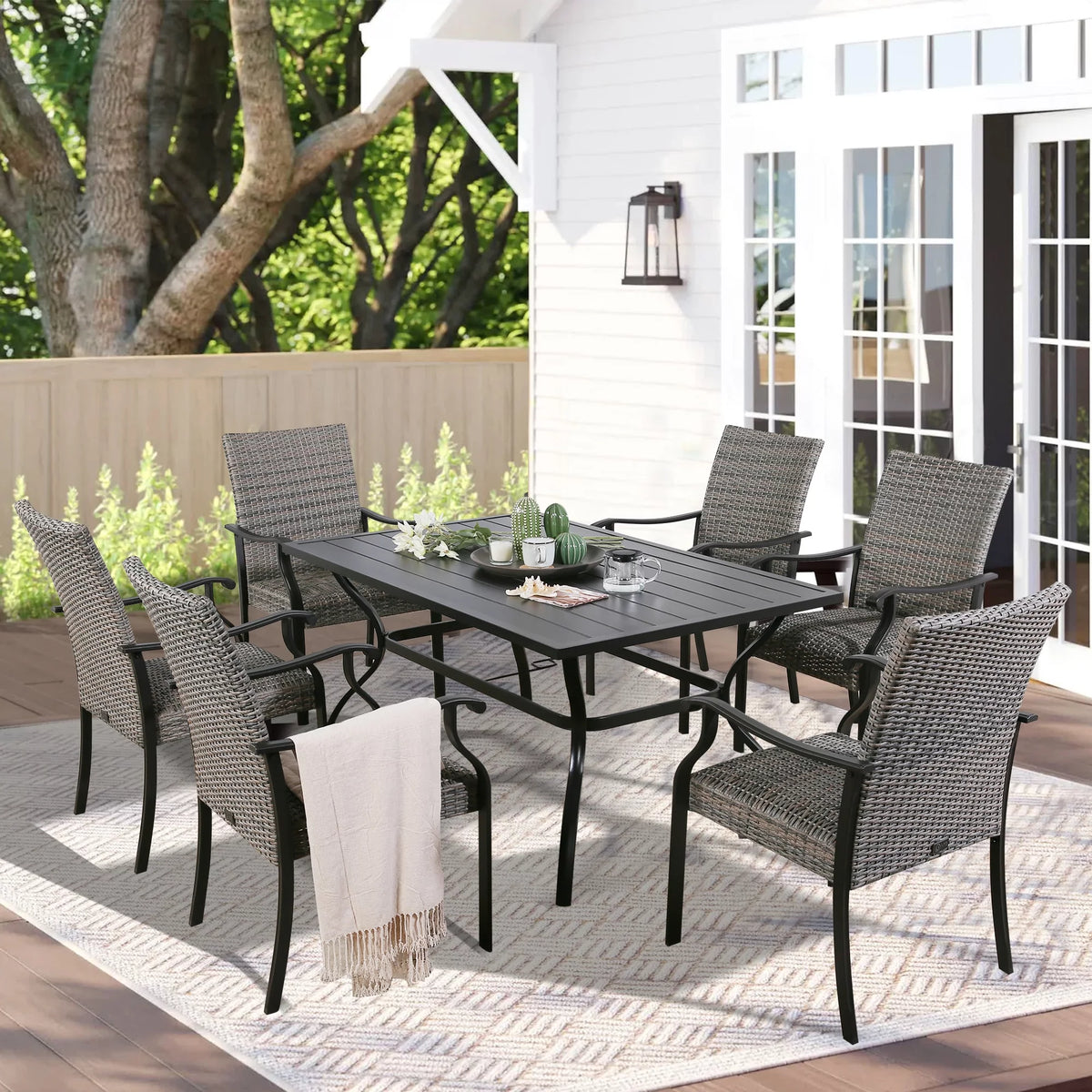 6-Person Metal Rattan Patio Dining Set with Umbrella Hole Y8335