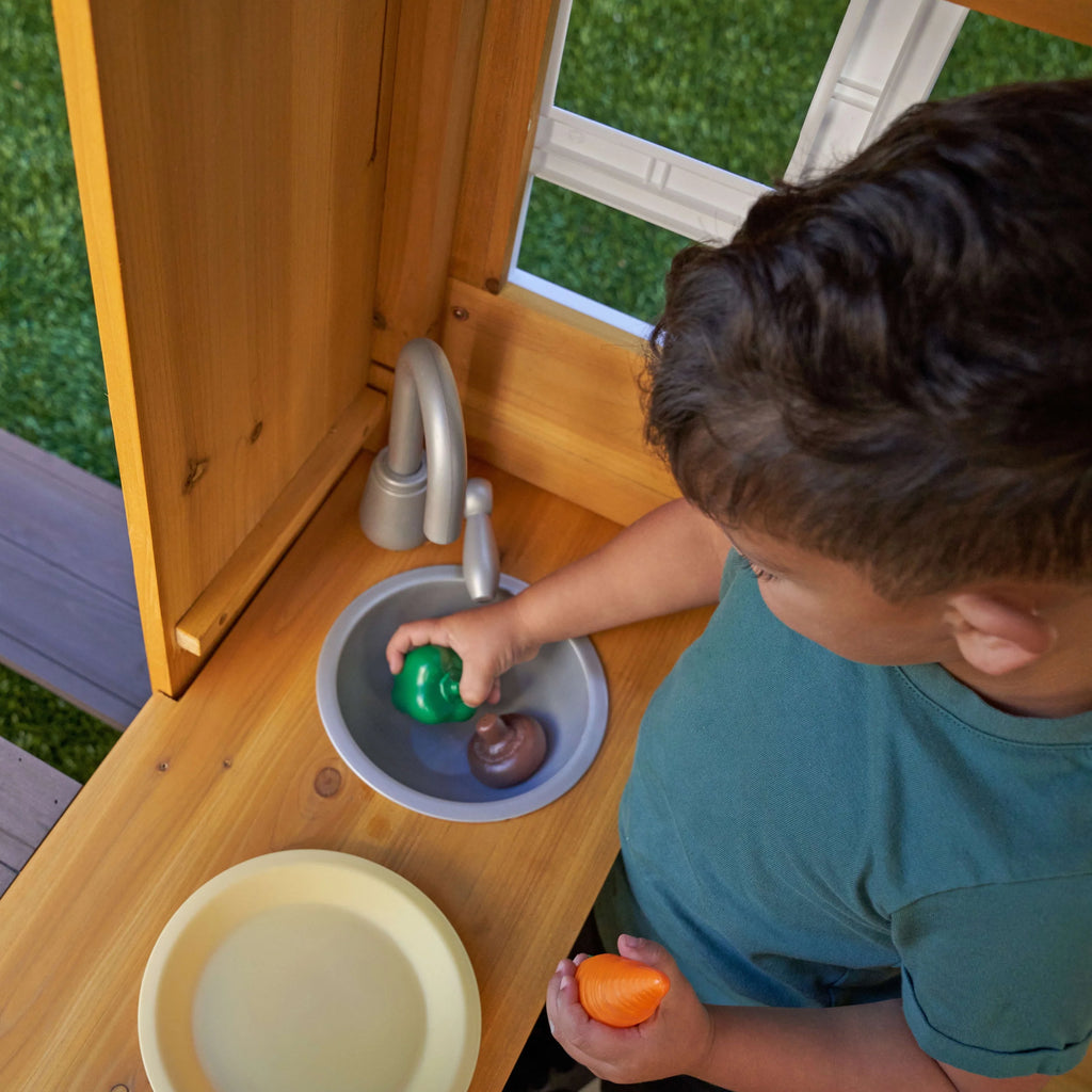 Wooden Outdoor Playhouse with Picnic Table P3941